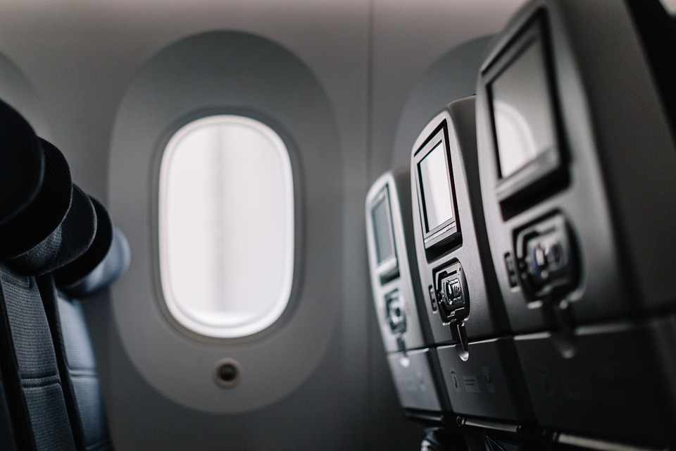 plane-6511877_960_720.jpg